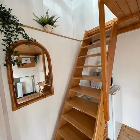 Small Micro-Treehouse In The Centre Ljubljana Exterior photo